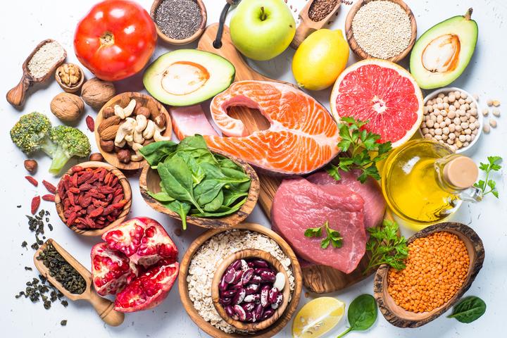 Proteinová dieta musí mít ve stravě zahrnuty nejen bílkoviny, ale také vitamíny, minerály a esenciální mastné kyseliny v dostatečném množství.